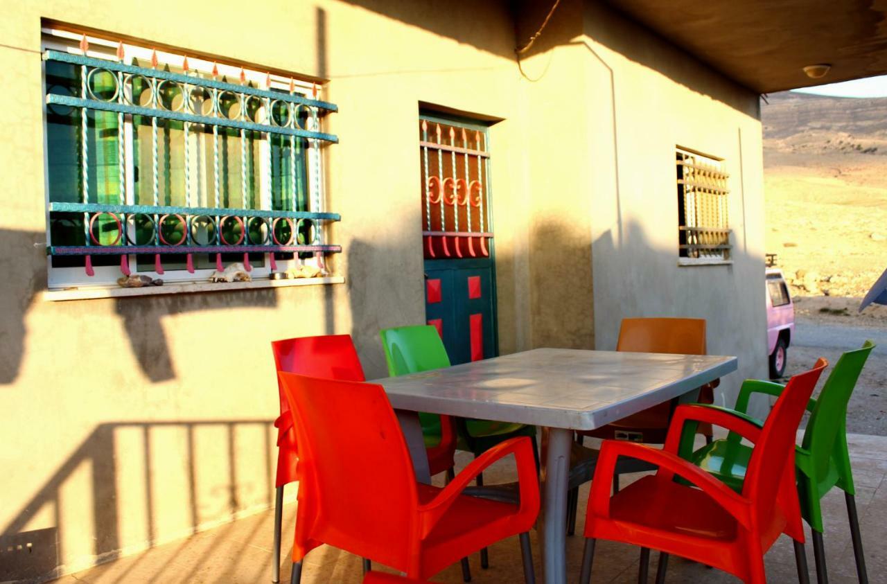 Bedouin Pink Ecohouse Bed and Breakfast Wadi Musa Exterior foto