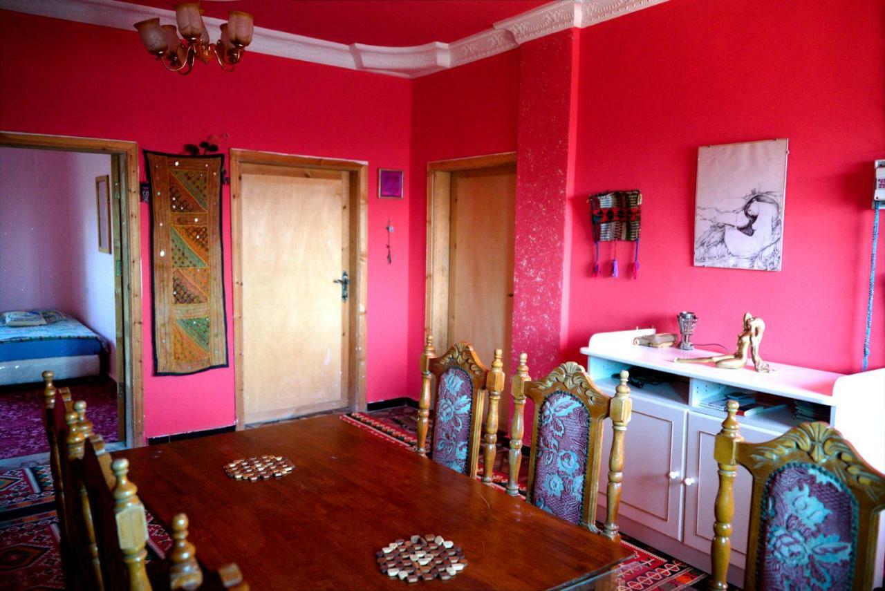 Bedouin Pink Ecohouse Bed and Breakfast Wadi Musa Exterior foto