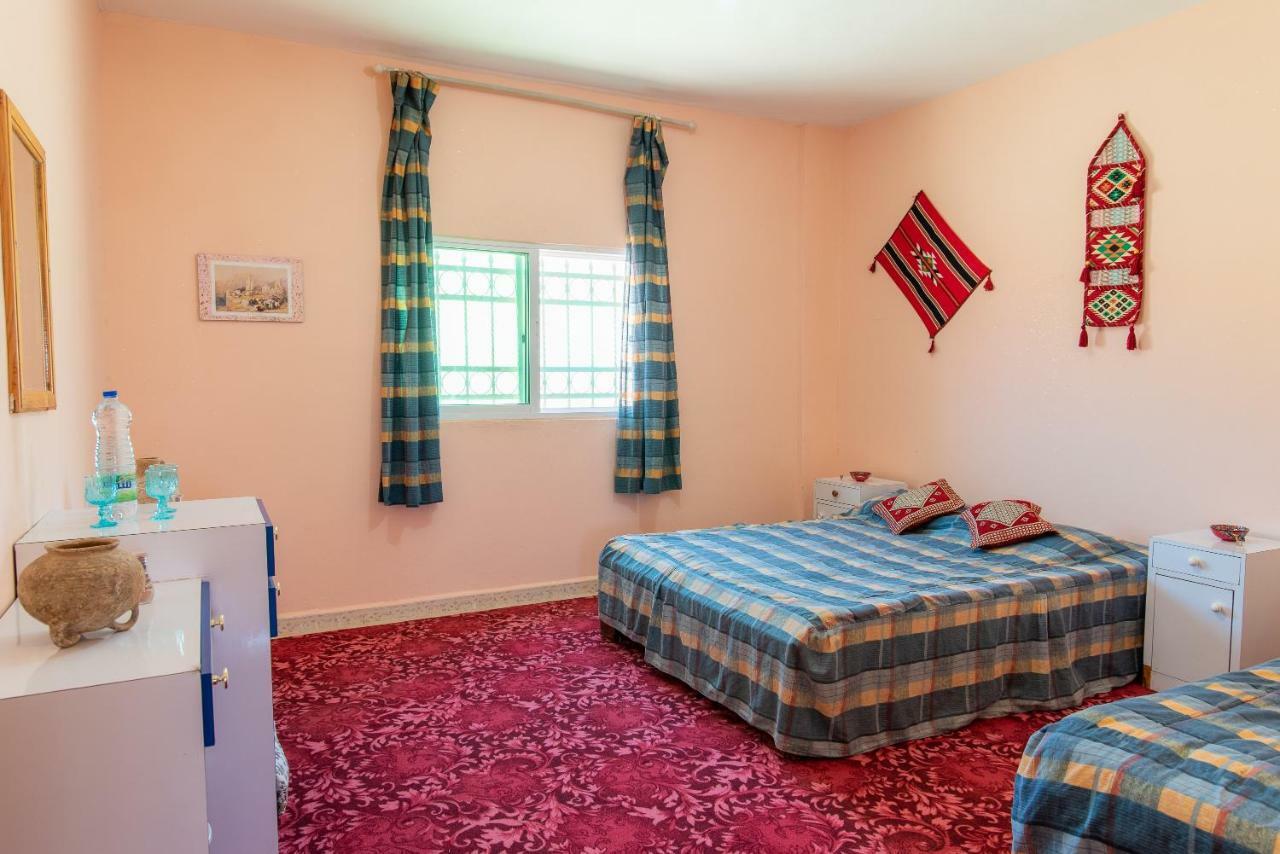 Bedouin Pink Ecohouse Bed and Breakfast Wadi Musa Exterior foto